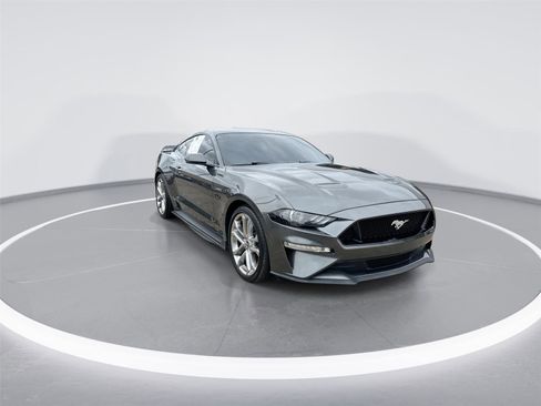Used 2020 Ford Mustang GT Premium w/ Equipment Group 401A RWD image 2