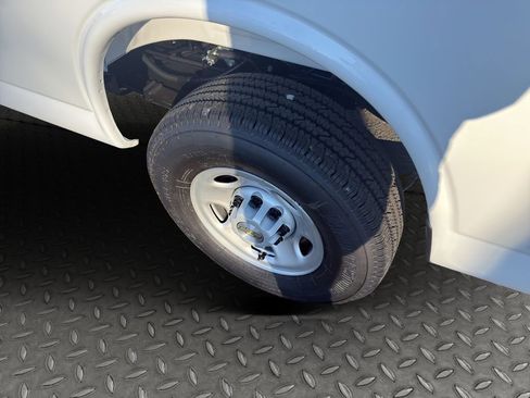 New 2025 Chevrolet Express 2500 Extended w/ Driver Convenience Package image 29