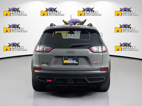 Used 2022 Jeep Cherokee Trailhawk w/ Trailhawk Elite Value Package image 6