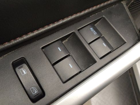 Used 2014 Ford Edge Limited image 27