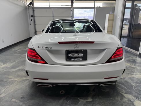 Used 2020 Mercedes-Benz SLC 300 image 4