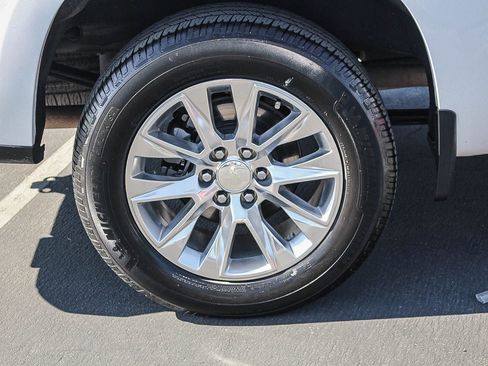 Used 2019 Chevrolet Silverado 1500 LTZ image 13