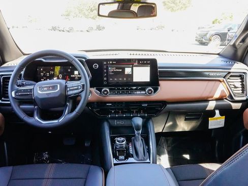 New 2026 GMC Canyon AT4 AWD/4WD image 12