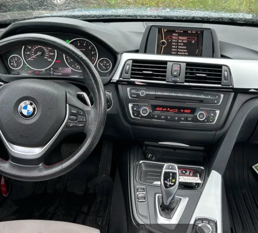 Used 2013 BMW 335i xDrive Sedan AWD/4WD image 17