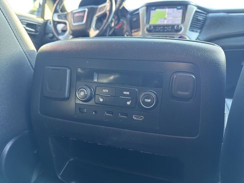 Used 2019 GMC Yukon XL SLT w/ Open Road Package image 29