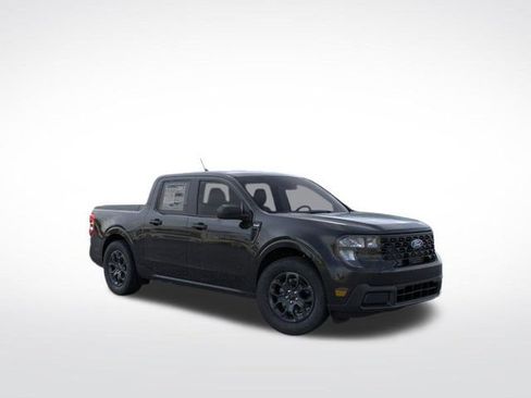New 2026 Ford Maverick XLT FWD image 9