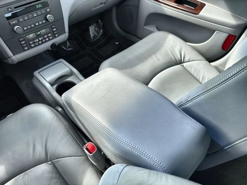 Used 2007 Buick LaCrosse CXL w/ Driver Confidence Package FWD image 19