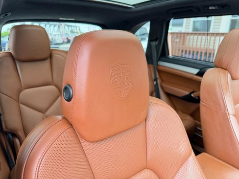 Used 2016 Porsche Cayenne GTS AWD/4WD image 54