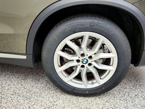Used 2021 BMW X5 sDrive40i w/ Executive Package 2 RWD image 9