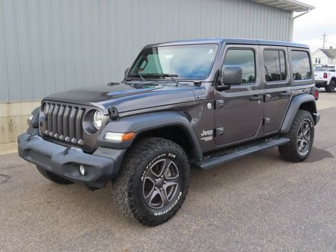 Used 2019 Jeep Wrangler Unlimited Sport S AWD/4WD image 8