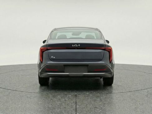 Used 2025 Kia K4 FWD image 7