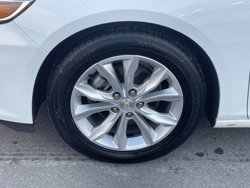 Used 2023 Chevrolet Malibu LT image 11