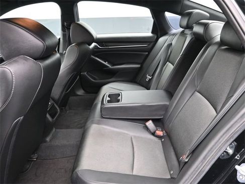 Used 2021 Honda Accord Sport image 12