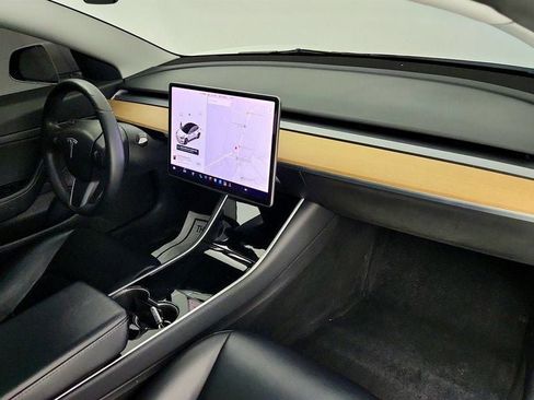 Used 2020 Tesla Model 3 Standard Range Plus RWD image 58