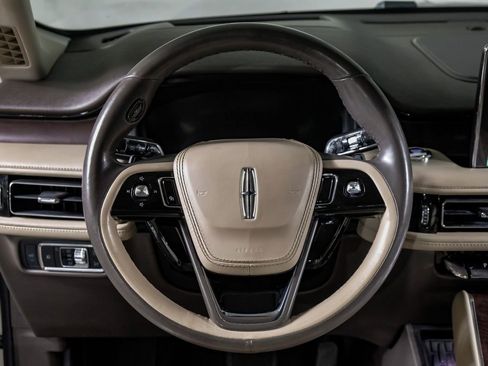 Used 2022 Lincoln Aviator Reserve w/ Equipment Group 201A AWD/4WD image 15