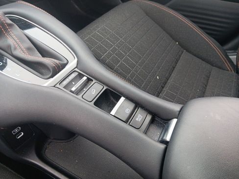 Used 2024 Honda HR-V Sport image 32