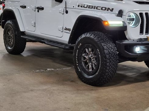 Used 2021 Jeep Wrangler Unlimited Rubicon w/ Dual Top Group AWD/4WD image 16