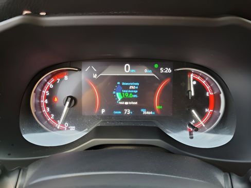 Used 2021 Toyota RAV4 Limited image 33