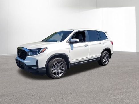 Used 2023 Honda Passport EX-L image 4