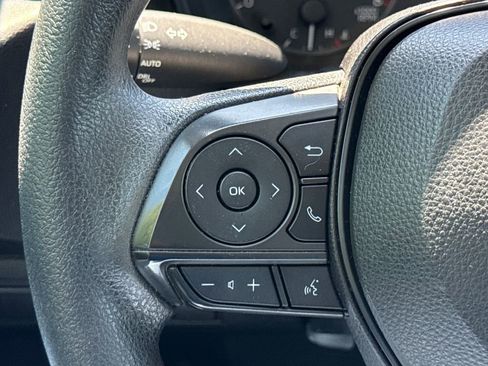 Used 2023 Toyota Corolla LE FWD image 28