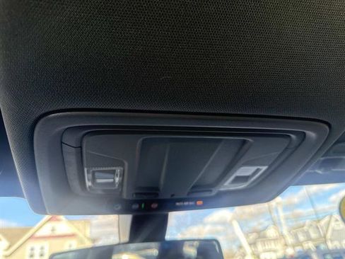 Used 2021 Chevrolet Silverado 1500 LT image 25