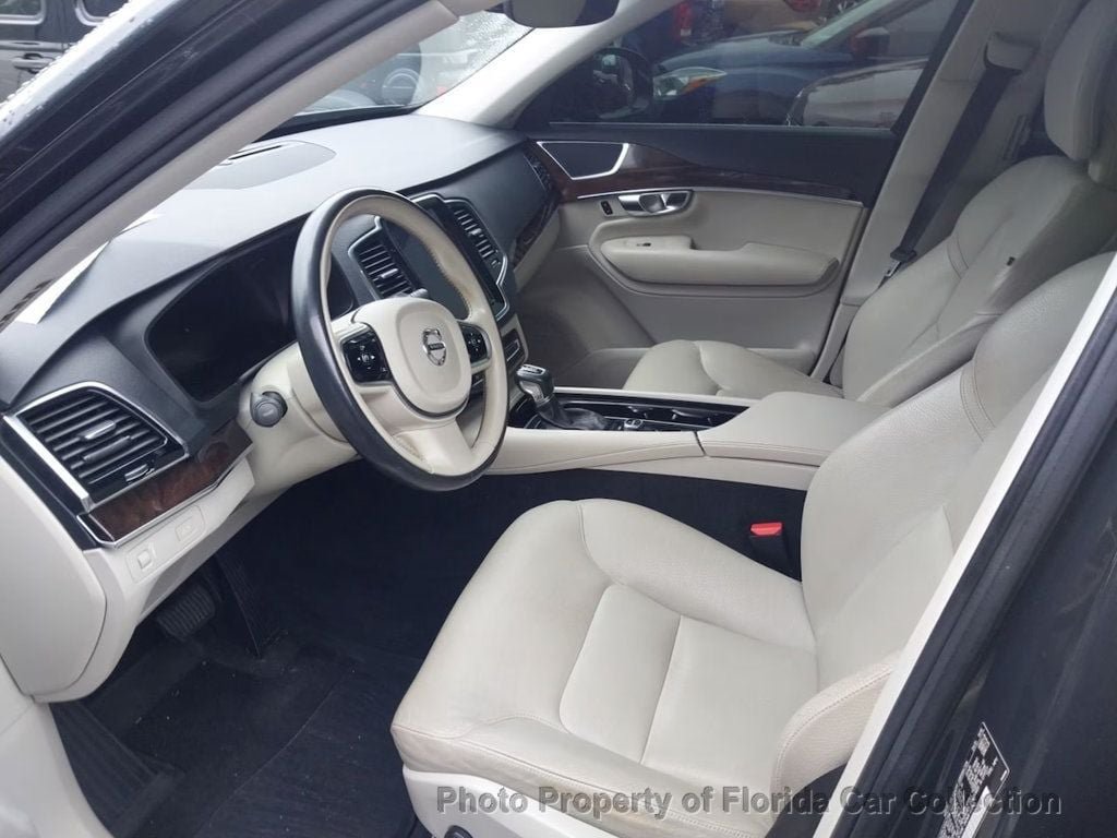 Used 2016 Volvo XC90 T6 Momentum w/ Momentum Plus Package AWD/4WD image 5