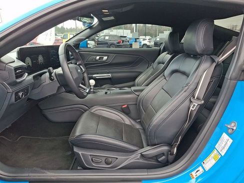 Used 2024 Ford Mustang GT Premium RWD image 13