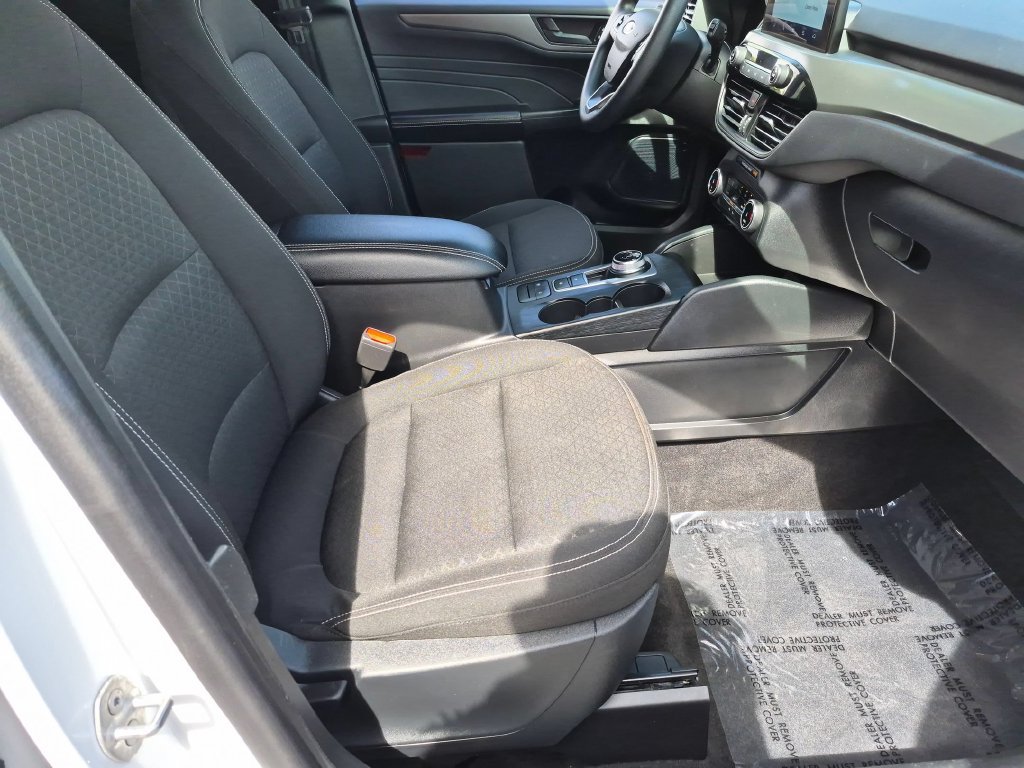 Used 2025 Ford Escape Active FWD image 32