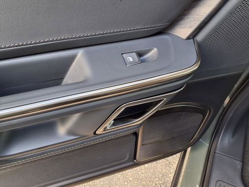 Used 2022 Rivian R1S Launch Edition image 18