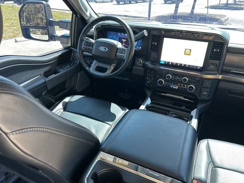 Used 2024 Ford F350 Lariat w/ Lariat Ultimate Package AWD/4WD image 9