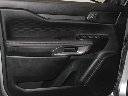 Used 2024 Ford Ranger XLT w/ Equipment Group 301A High image 21