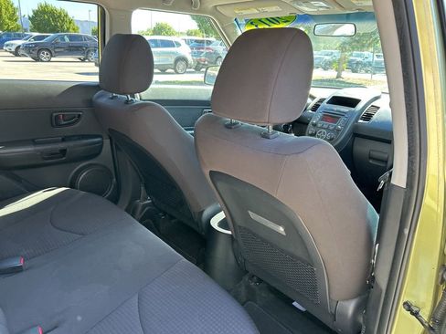 Used 2013 Kia Soul image 38