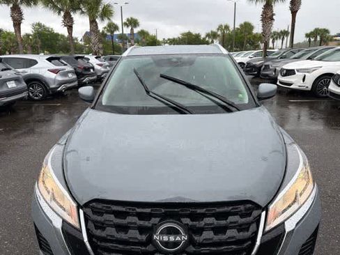 Used 2024 Nissan Kicks SV FWD image 16