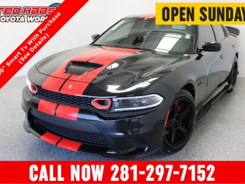 Used 2023 Dodge Charger R/T w/ Blacktop Package RWD image 1