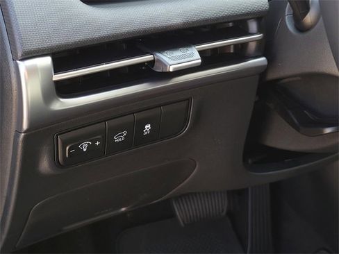 New 2026 Hyundai Tucson SEL image 16