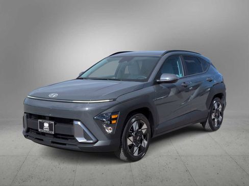 Certified 2025 Hyundai Kona SEL image 4