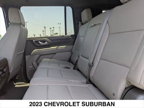 Used 2023 Chevrolet Suburban Z71 w/ Luxury Package AWD/4WD image 23