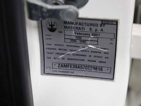 Used 2007 Maserati Quattroporte image 41
