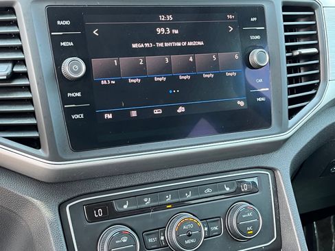 Used 2019 Volkswagen Atlas SE FWD image 24