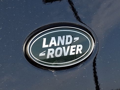 New 2026 Land Rover Discovery S image 24