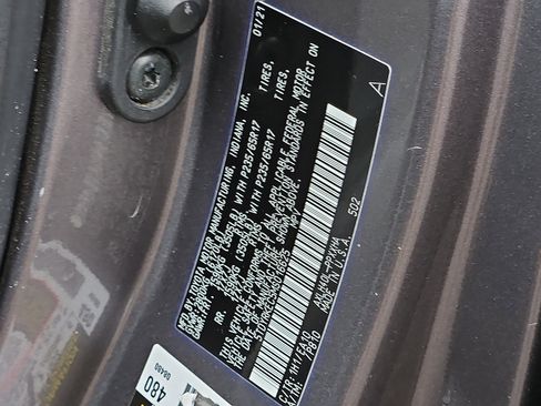 Used 2021 Toyota Sienna XLE image 27