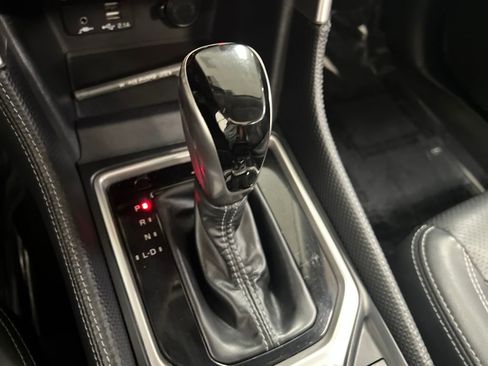 Used 2019 Subaru Forester Limited image 26