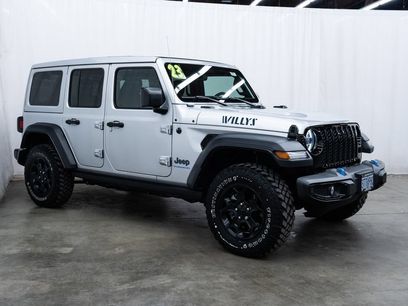Used 2023 Jeep Wrangler Unlimited w/ Sun & Screen Package