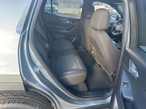 New 2026 Chevrolet Equinox LT image 30