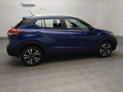 Used 2020 Nissan Kicks SV FWD image 10