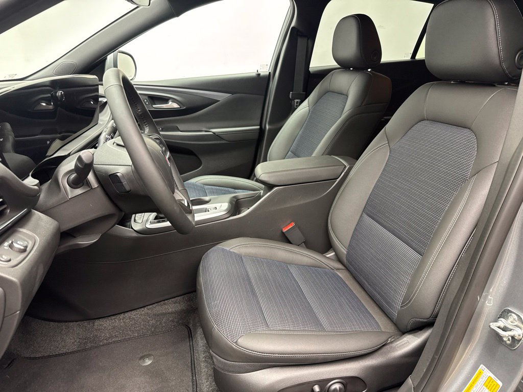 New 2026 Buick Envista Sport Touring w/ Convenience I Package FWD image 8