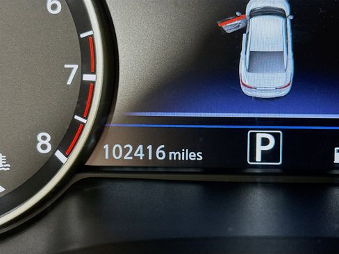 Used 2017 Nissan Maxima SR FWD image 19