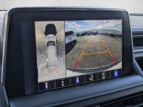 Used 2023 Chevrolet Tahoe Z71 w/ Luxury Package image 14