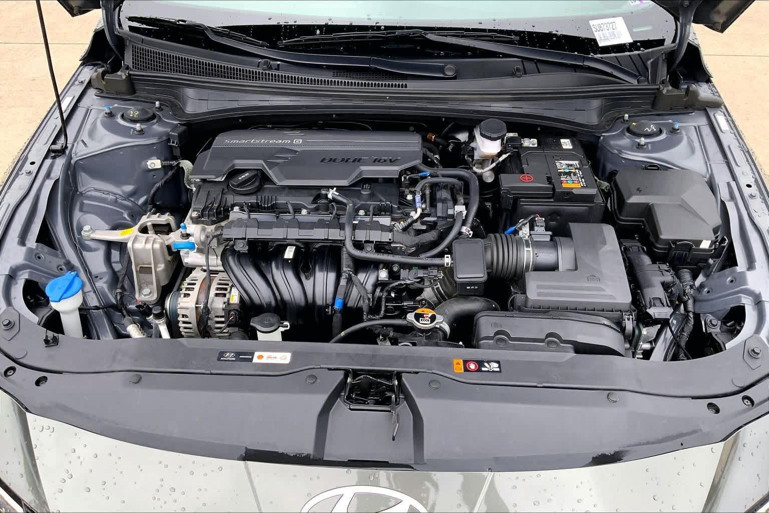Used 2025 Hyundai Elantra Limited FWD image 30