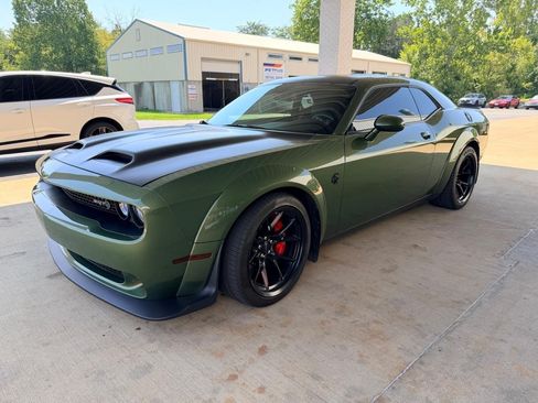 Used 2021 Dodge Challenger SRT Hellcat Redeye RWD image 2
